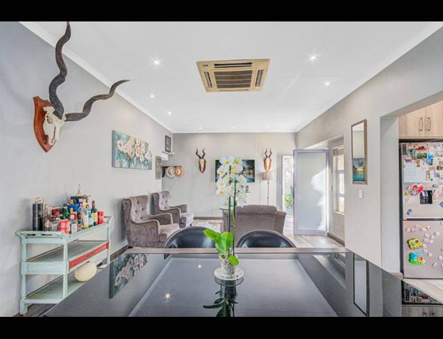 3 BEDROOM TOWNHOUSE FOR SALE IN MAGALIESSIG